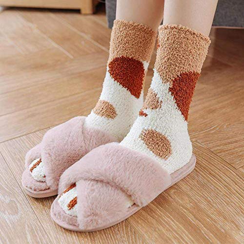 Warm winter socks with cat paw