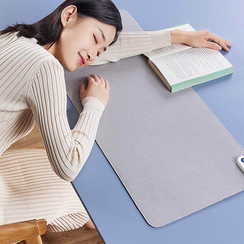 Electric Heating Pad for Office Desktop